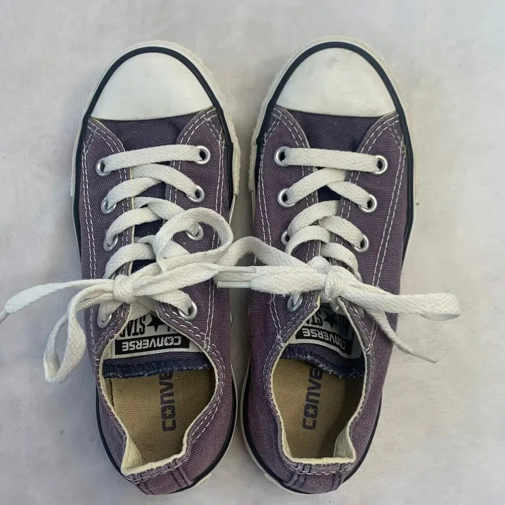 Converse Youth Sz 13 Chuck Taylor All Star Low Top Black White Sneakers